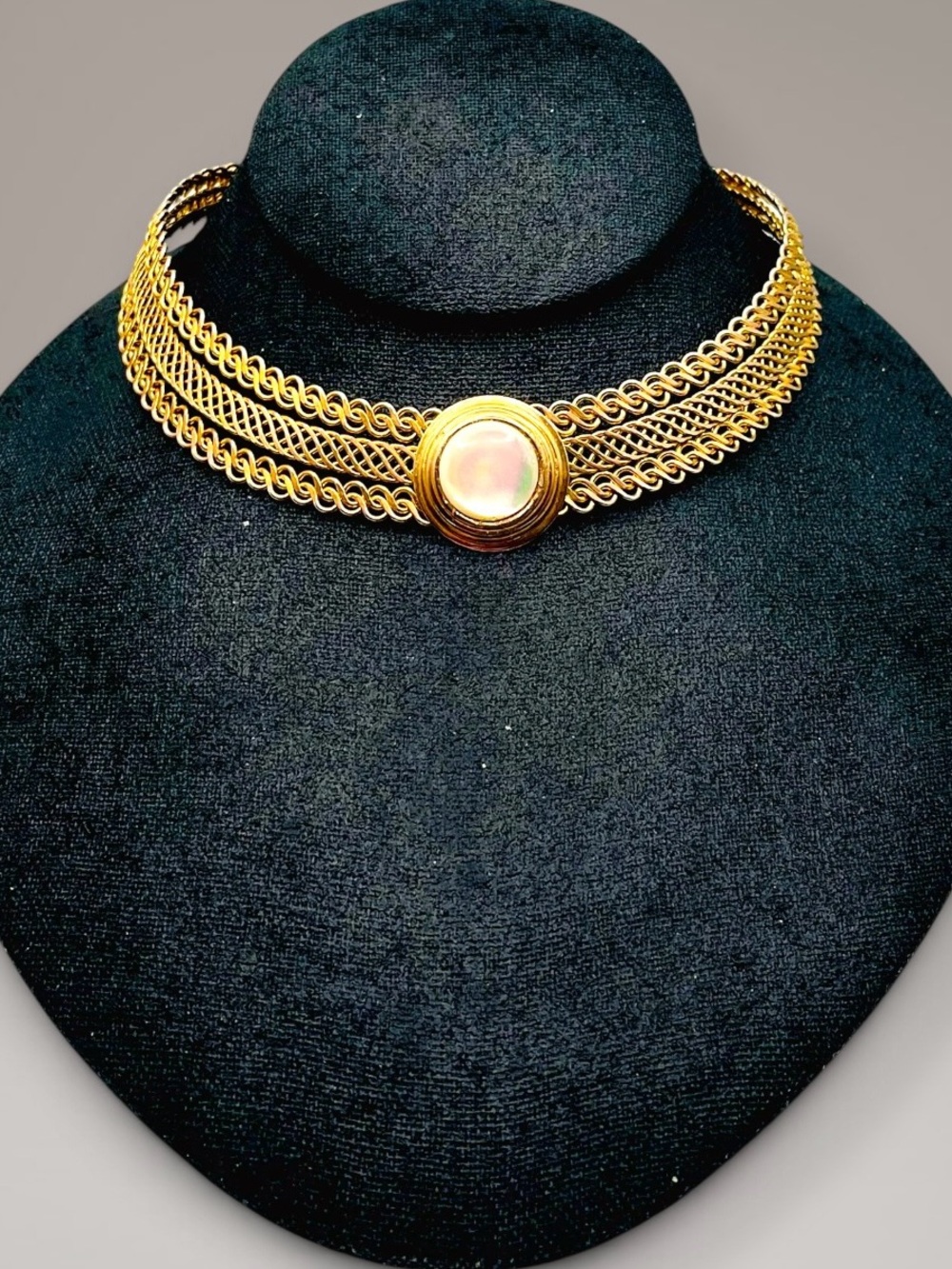 Vintage Gold Tone Mesh Collar Choker Necklace with Mother of Pearl Centerpiece
